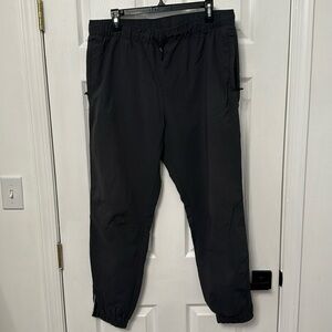 Men shell jogger pants worn once
